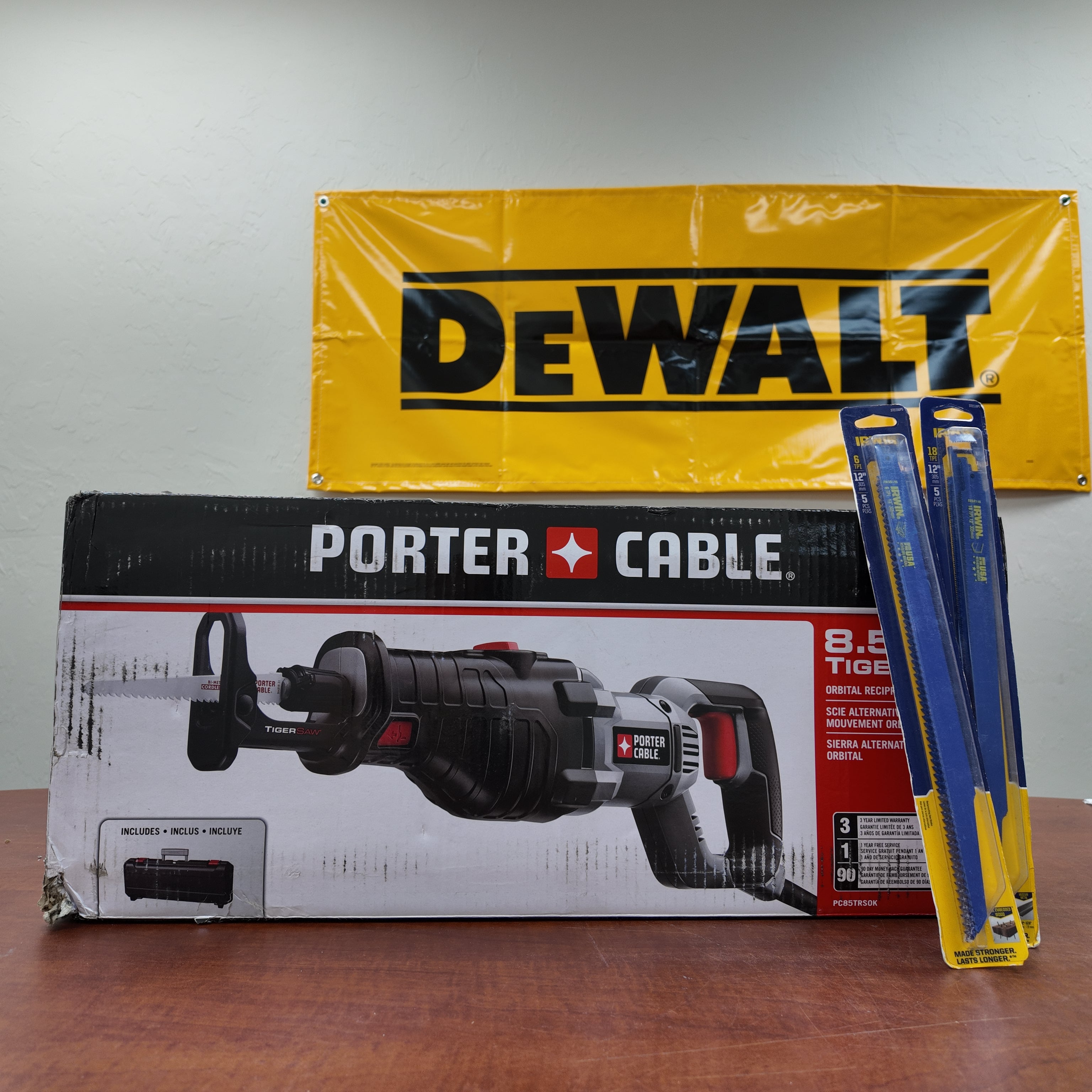 Porter Cable 8.5 Amp Orbital Reciprocating Saw with Blades - PC85TRSOK