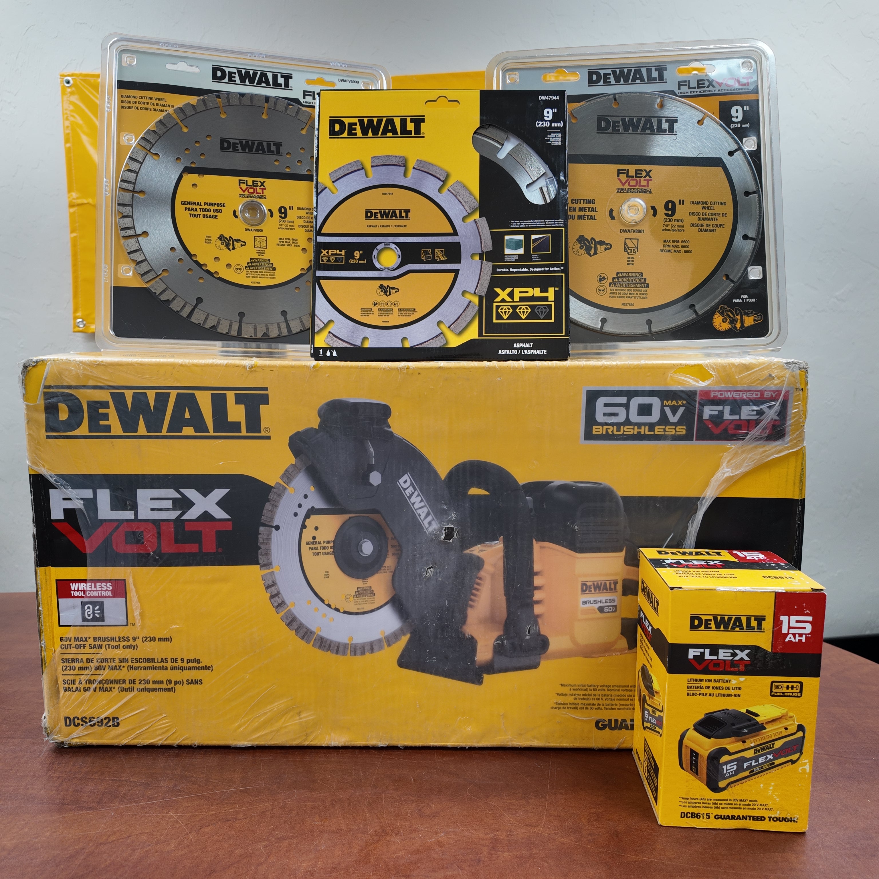 DeWalt 60V MAX 9