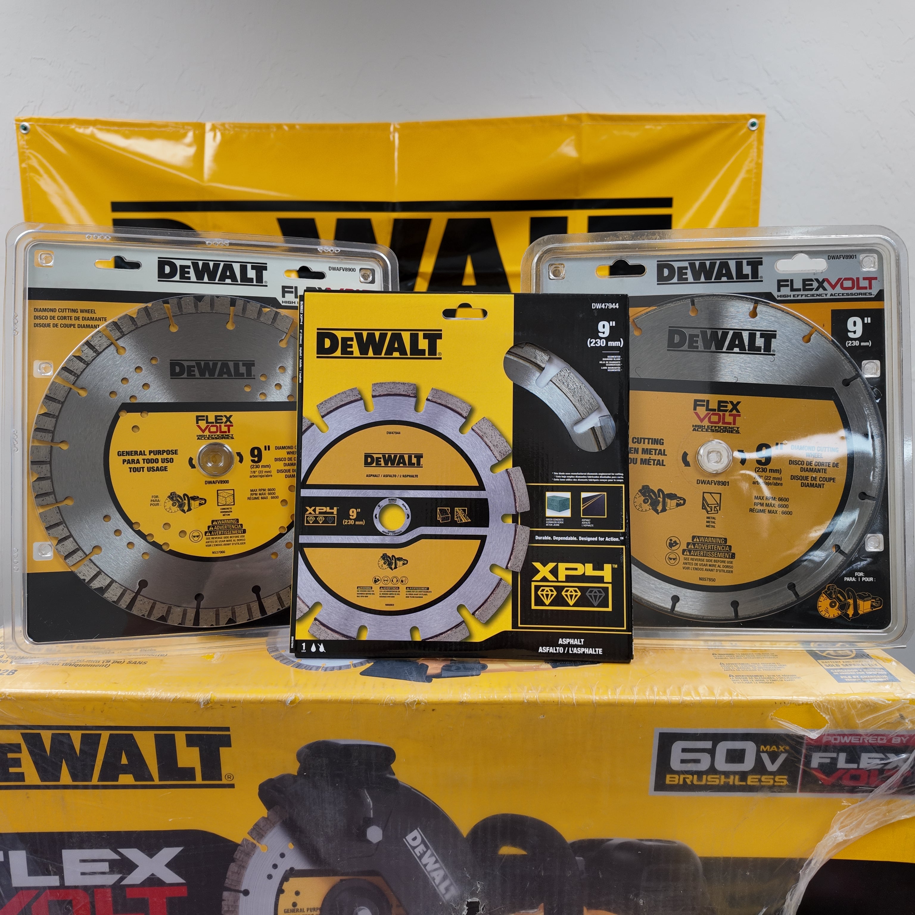 DeWalt 60V MAX 9