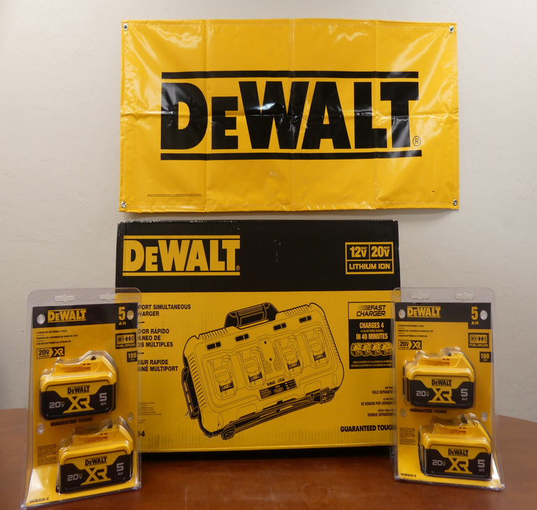DeWalt 20V MAX Multiport Charger with x4 5Ah Batteries - DCB104 & DCB205-4