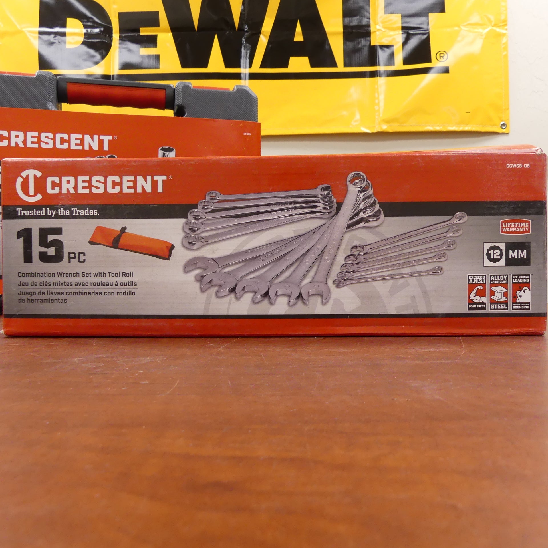 Crescent 15-Piece 12-Point Metric Combination Wrench Set In Tool Roll - CCWS5-05 | Chrome Alloy Steel